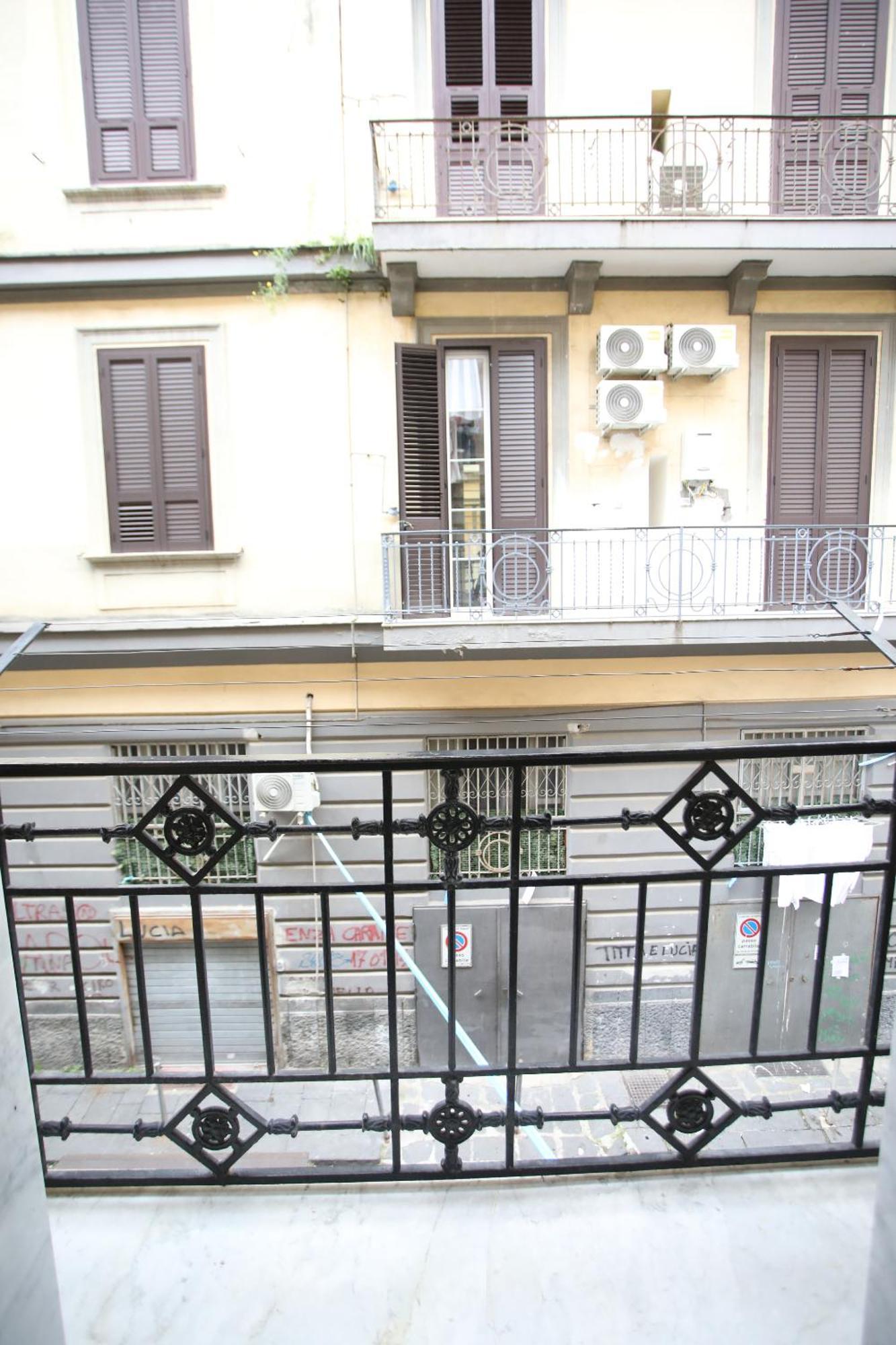 Casa Sulla Nuvola Duomo Centro Storico Di Naples